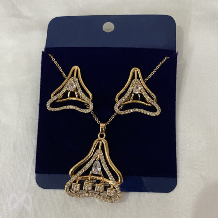 Glorious Gold Plated Pendant and Earring Set for Women