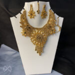 Imitation Pearl Floral Design Gold Plated Necklace Set
